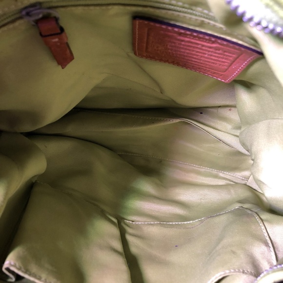 Spacious Green Coach Purse - Picture 3 of 8